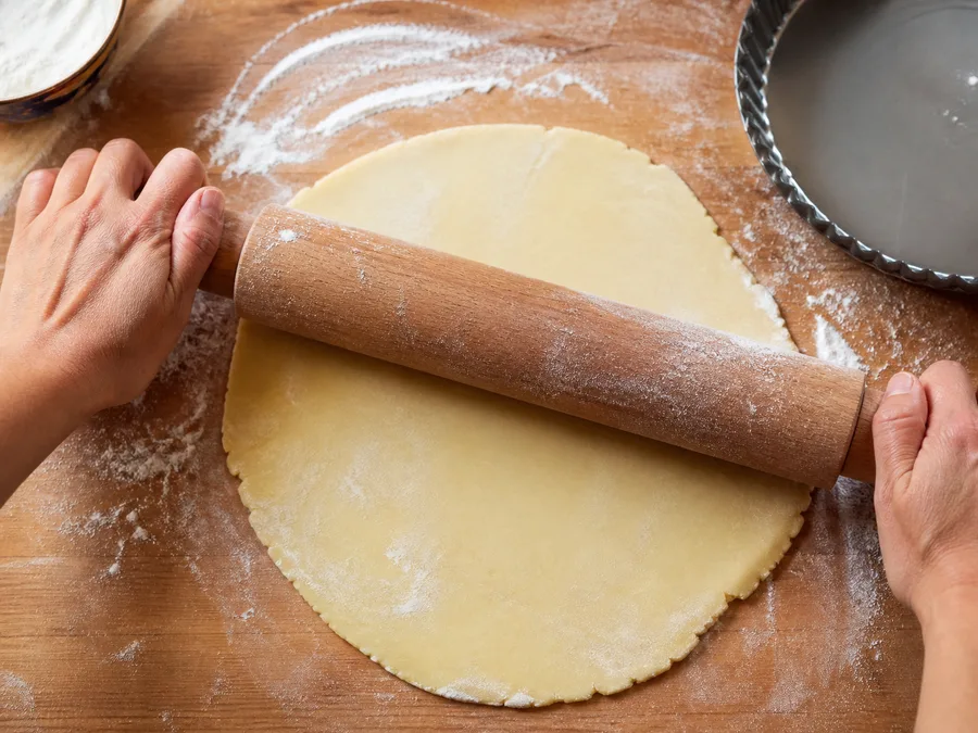 Лимонная кростата | Фото подпункта 5 | Viva Cucina Лимонная кростата: фото процесса приготовления — следите за цветом, запахом и влажностью продуктов: на этом этапе формируется главный вкус
